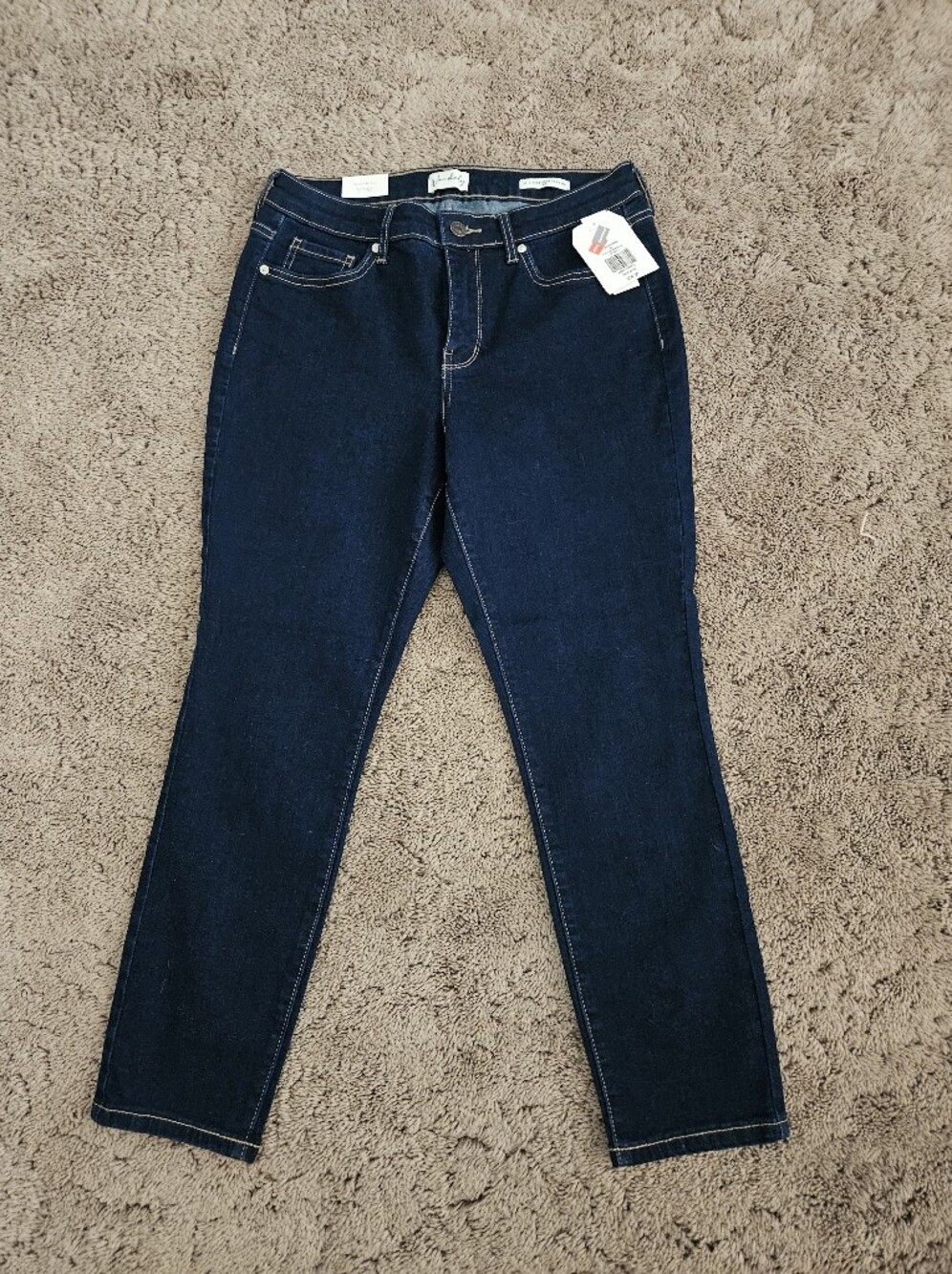 NWT ☆ Wonderly/Belk Skinny Jeans, Size 8, Brand NEW!